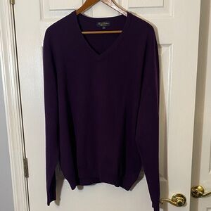 Men’s XL wool V-neck pullover sweater Brooks Brothers wool Deep Purple